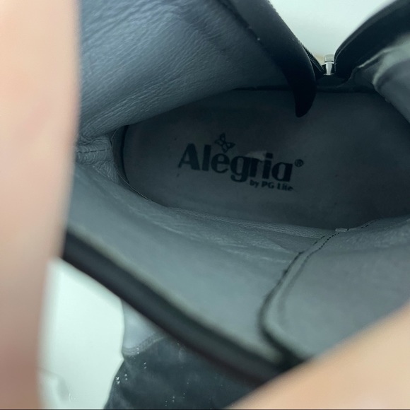 !SOLD! ALEGRIA Black Ari Oiled Suede Velvet Lace Up Ankle Combat Boots - Picture 10 of 10